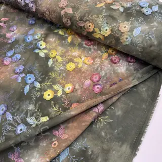 Puuvillakangas TIE DYE EMBROIDERY Poppy design N