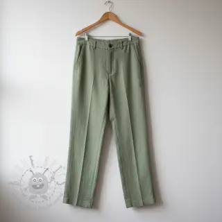 Esipesty pellava old green