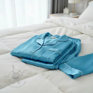 Satiini turquoise