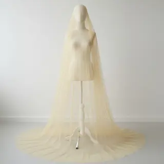 Tyl na TUTU light yellow 160 cm