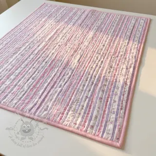 Puuvillakangas Fine flowers STRIPE purple