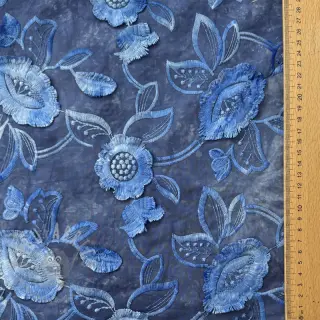 Puuvillakangas TIE DYE EMBROIDERY Flora design B
