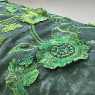 Puuvillakangas TIE DYE EMBROIDERY Flora design Ja