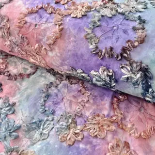 Puuvillakangas TIE DYE EMBROIDERY Eva tape design C