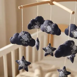 Bavlnená látka VOILE EMBROIDERY Flowers navy