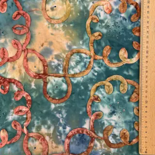 Bavlnená látka TIE DYE EMBROIDERY Elise tape design C