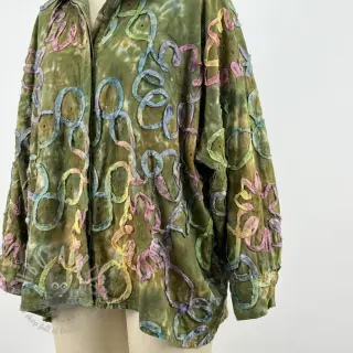 Puuvillakangas TIE DYE EMBROIDERY Elise tape design Ja
