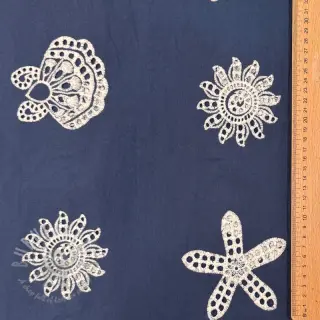 Puuvillakangas EMBROIDERY Sea ornaments navy