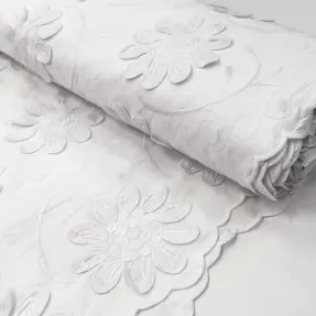 Bavlnená látka EMBROIDERY Bellagio white