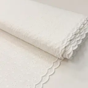 Bavlnená látka EMBROIDERY TWO-SIDE SCALLOP Simi white