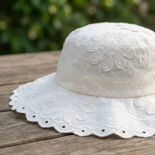 Bavlnená látka EMBROIDERY Bellagio off white