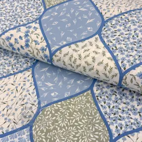 Puuvillakangas Flowers patchwork baby blue