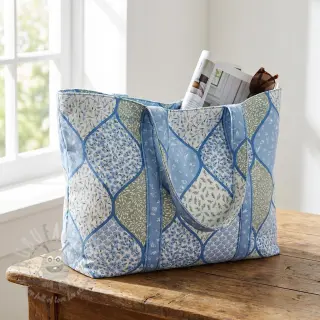 Puuvillakangas Flowers patchwork baby blue