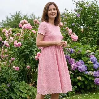 Bavlnená látka EMBROIDERY Rosemary rose