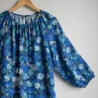 Viskoosi RAYON POPLIN Flower sea design B