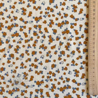 Neulos pellavalla Small flowers naturals