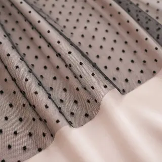 Tyl na TUTU DOTS black
