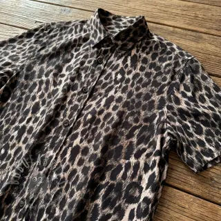 Viskoosi RADIANCE Wild skin grey digital print