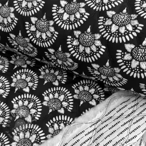 Puuvillakangas VOILE STEPPED Bouquet flowers black digital print