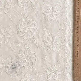 Puuvillakangas EMBROIDERY Catchy Flowy white