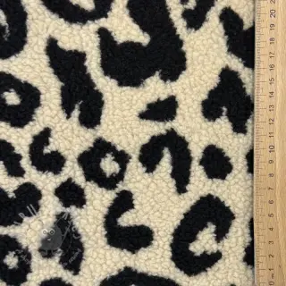 Päällystakkikangas TEDDY JACQUARD Animal skin black