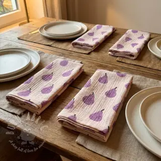 Kaksinkertainen harsokangas/musliini Pears lavender by JENNIFER BOURON ORGANIC