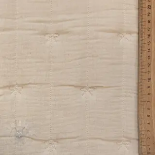 Kaksinkertainen harsokangas/musliini STEPPED Bows natural