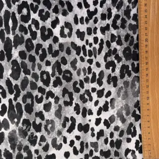 Harjattu collegekangas Animal skin grey digital print