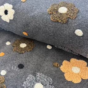 Päällystakkikangas LUXE with 3D Flowers grey