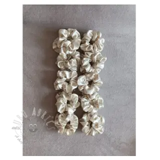 Satiini beige