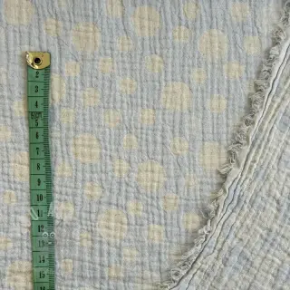 Kaksinkertainen harsokangas/musliini JACQUARD Dots light blue