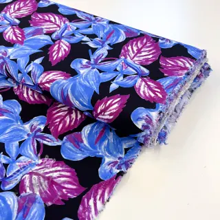 Viskoosi RADIANCE Anabella leaves black digital print