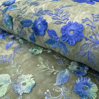 Puuvillakangas TIE DYE EMBROIDERY Poppy design B
