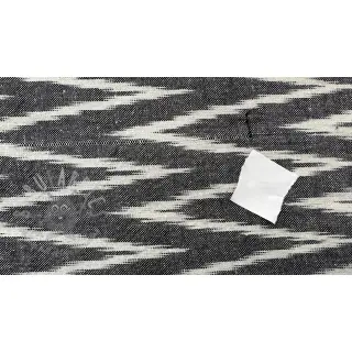 Puuvillakangas IKAT grey design A 2. laatuluokka