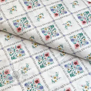 Puuvillakangas Flowers Tara off white design Ja digital print