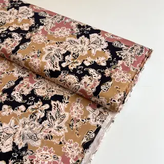 Viskoosi SATIN Flowie Noe black digital print