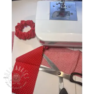 Puuvillakangas Petit dots red