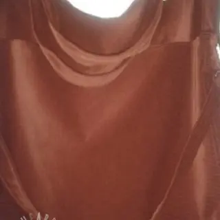 Esipesty pellava ochre
