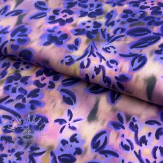 Puuvillakangas SATIN Purple flowers digital print