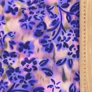 Bavlnená látka SATIN Purple flowers digital print